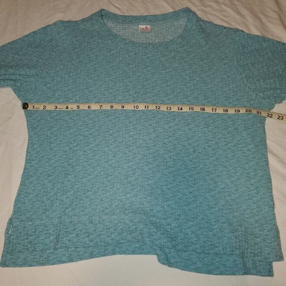 Secret treasure medium womens long sleeve  top. waffle knit textured fabric. - Picture 3 of 8